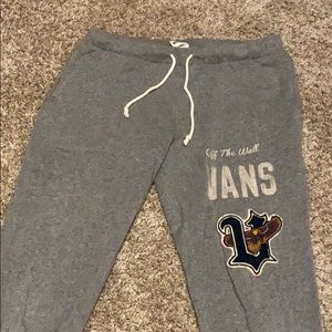 Vans sweatpants w/ pockets